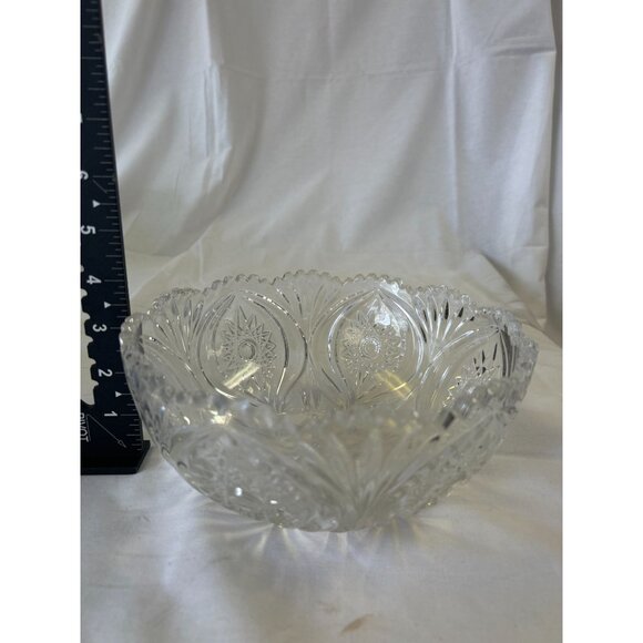 Vintage Clear Glass Scalloped Edge Decorative Bowl - Picture 2 of 2
